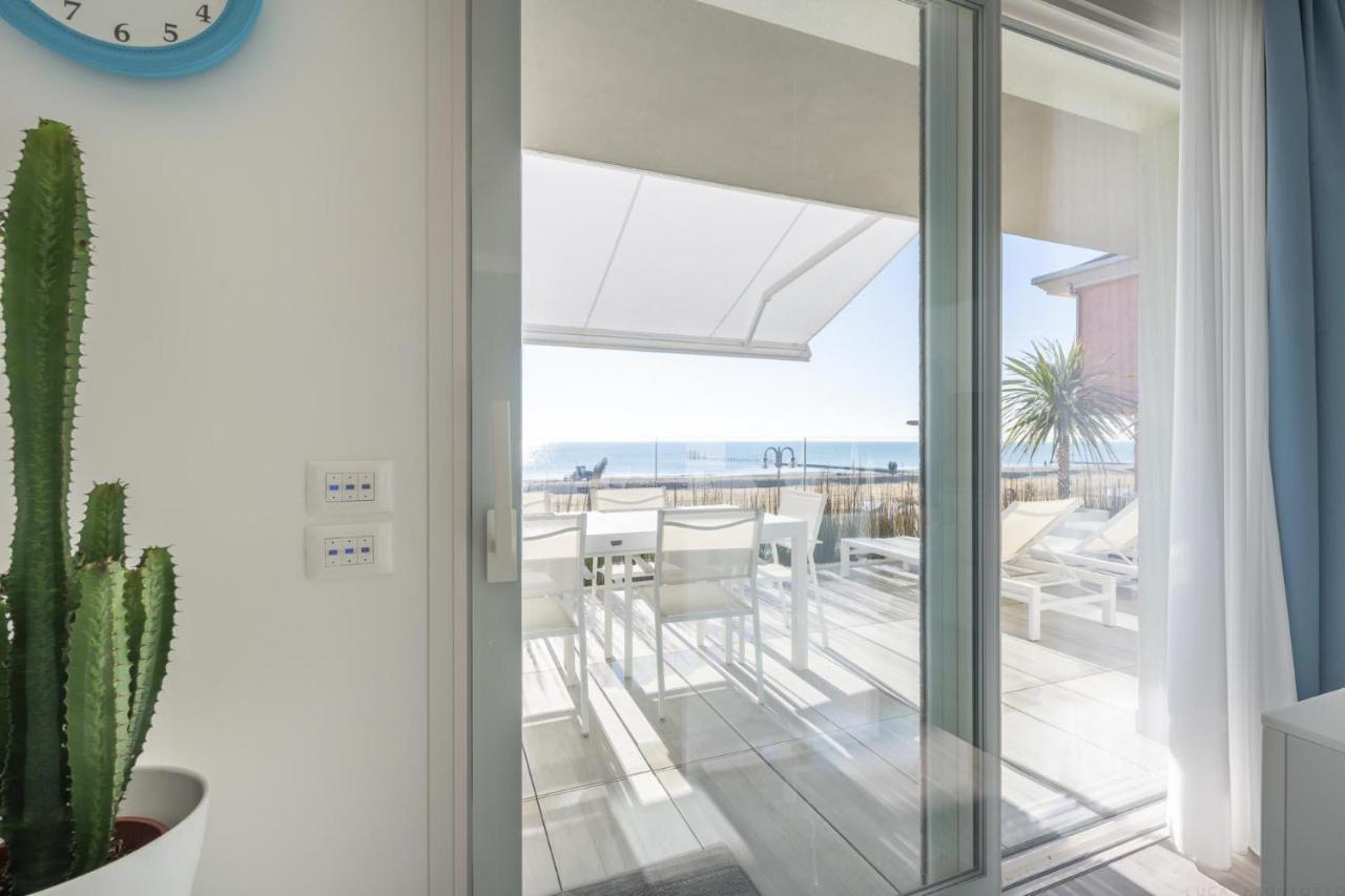 Ferienwohnung Immobiliare Jvl - Tahitimare Lido di Jesolo Exterior foto